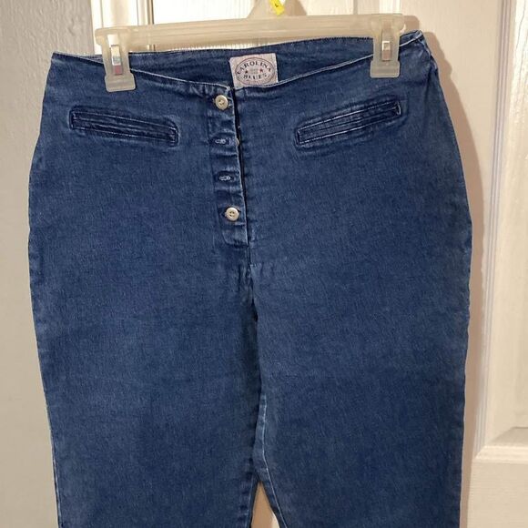 Carolina Blues Denim - Carolina Blues Denim Capri Jeans With Embroidery Details Size 10